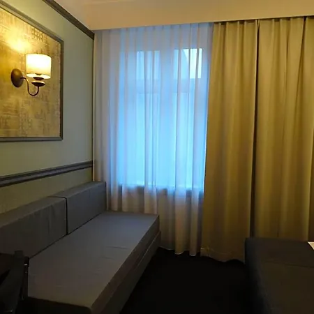 W Starej Kamienicy Otel 3*