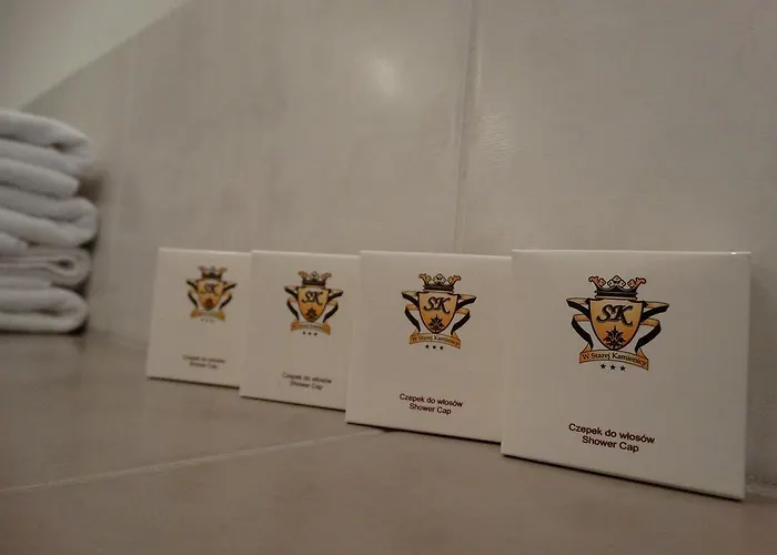 W Starej Kamienicy 3*